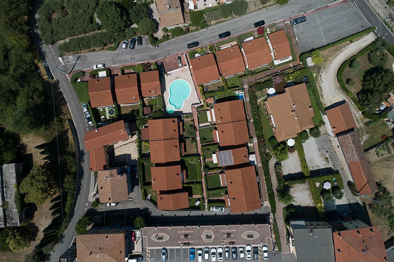 Apartment L'Archetto And Villetta Gruber - Regarda Travel Lazise Eksteriør bilde