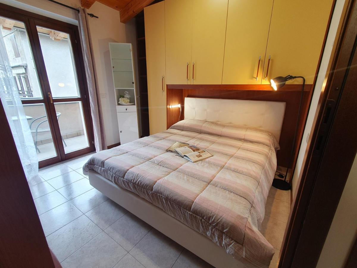 Apartment L'Archetto And Villetta Gruber - Regarda Travel Lazise Eksteriør bilde