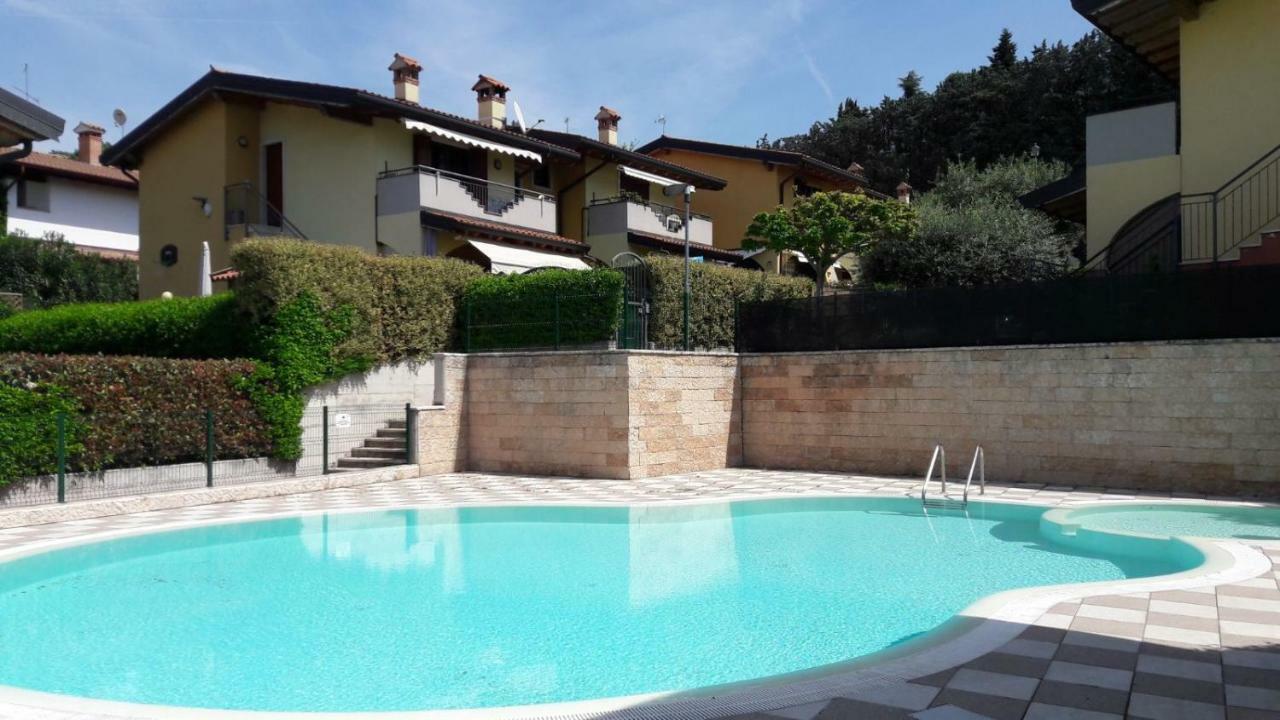 Apartment L'Archetto And Villetta Gruber - Regarda Travel Lazise Eksteriør bilde